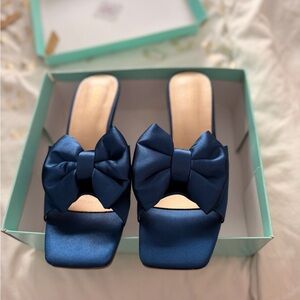 Elegant Blue Satin Bow Women's Mules